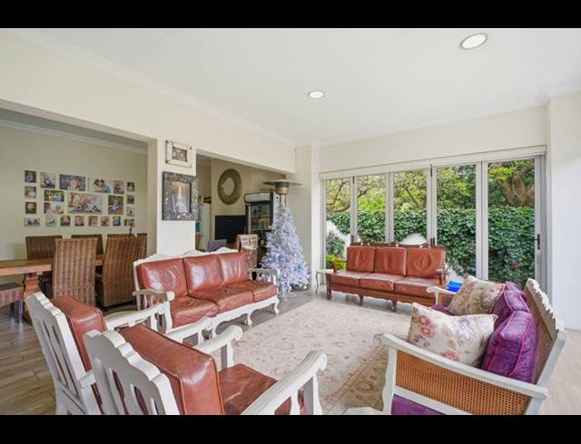 5 BEDROOM HOUSE FOR SALE IN BROOKLYN